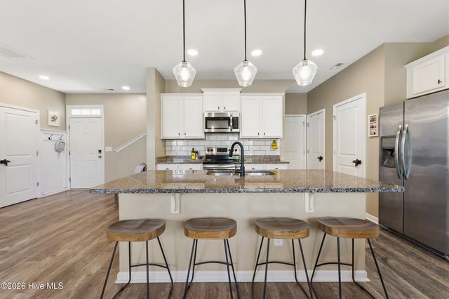9741 Woodriff Circle NE, Leland, NC 28451