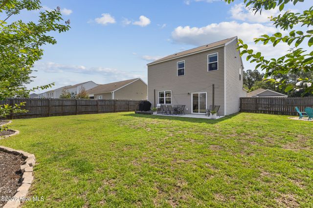 9741 Woodriff Circle NE, Leland, NC 28451