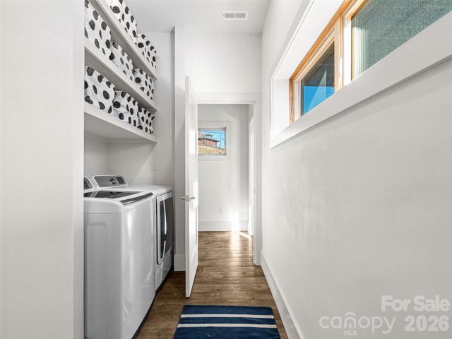 14 Sulphur Springs Road, Asheville, NC 28806