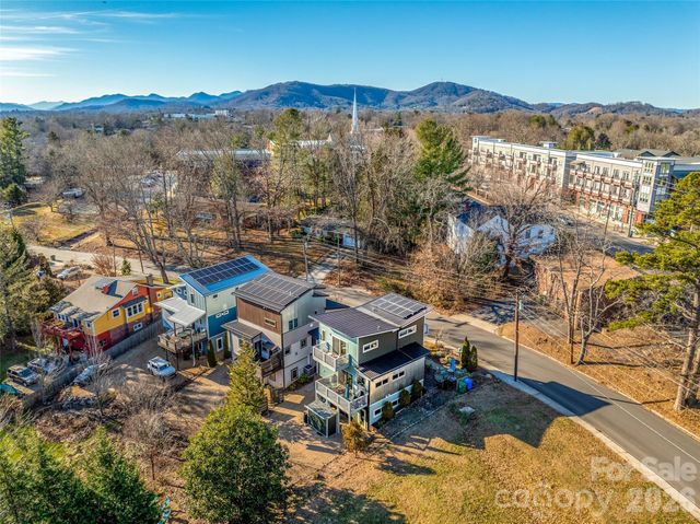 14 Sulphur Springs Road, Asheville, NC 28806
