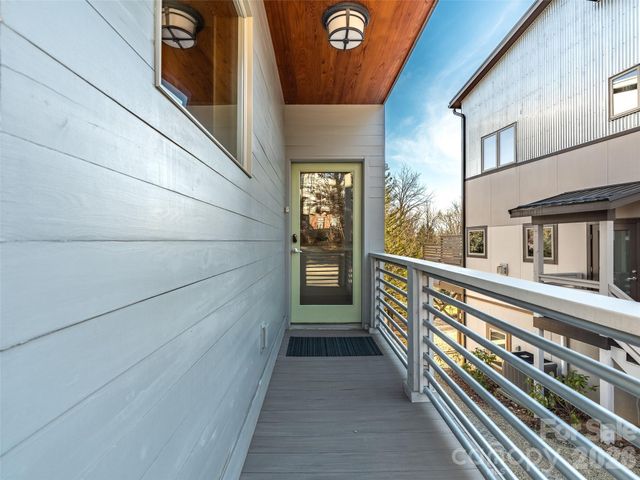 14 Sulphur Springs Road, Asheville, NC 28806