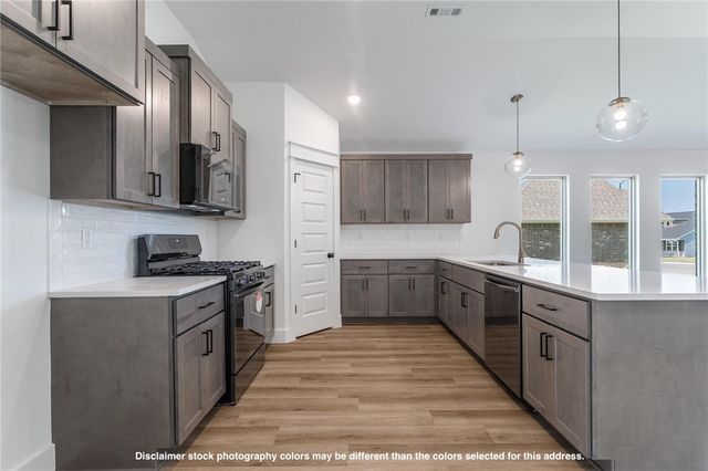 5011 Vista Avenue, Springdale, AR 72762