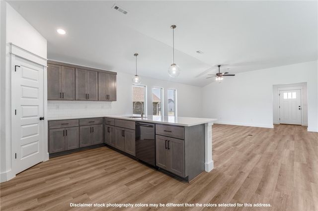 5011 Vista Avenue, Springdale, AR 72762