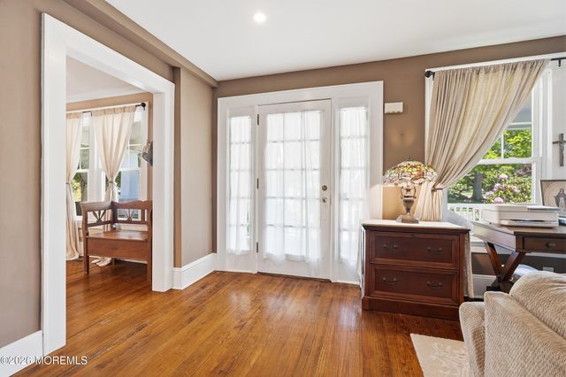 302 Grassmere Avenue, Interlaken, NJ 07712