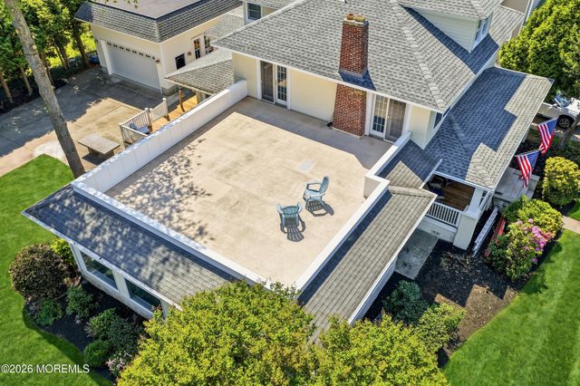 302 Grassmere Avenue, Interlaken, NJ 07712