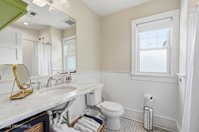 302 Grassmere Avenue, Interlaken, NJ 07712