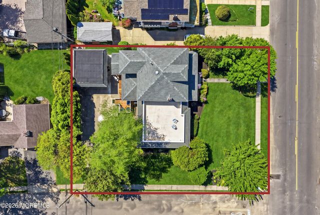 302 Grassmere Avenue, Interlaken, NJ 07712