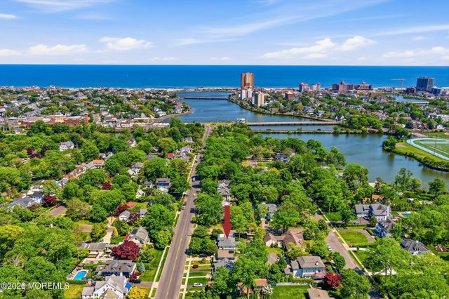 302 Grassmere Avenue, Interlaken, NJ 07712