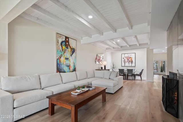 5833 N Placita Del Baron, Tucson, AZ 85718