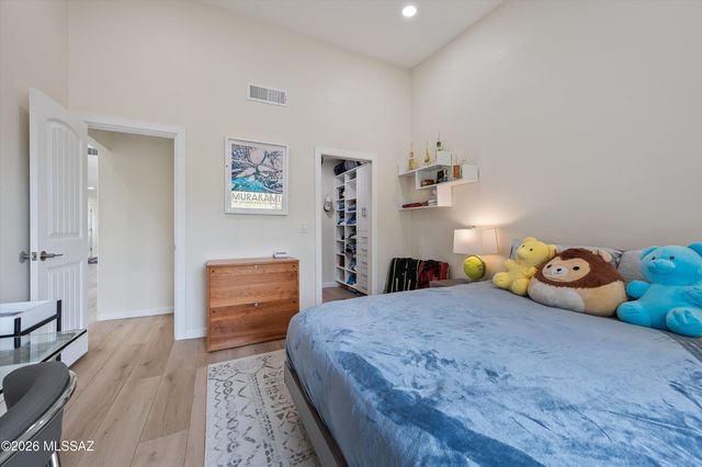 5833 N Placita Del Baron, Tucson, AZ 85718