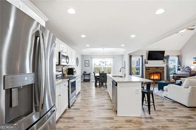 511 Grand Oaks Avenue, Bethlehem, GA 30620