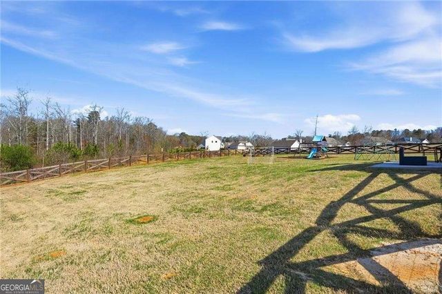 511 Grand Oaks Avenue, Bethlehem, GA 30620