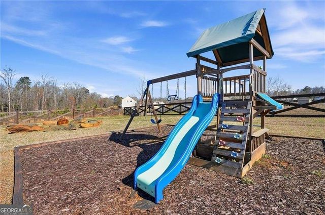 511 Grand Oaks Avenue, Bethlehem, GA 30620