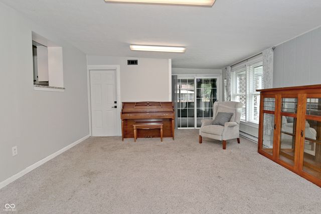 6641 W 15th Street, Indianapolis, IN 46214