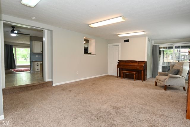 6641 W 15th Street, Indianapolis, IN 46214