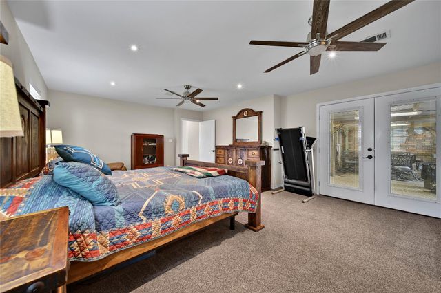 32242 Robin Lane, Waller, TX 77484
