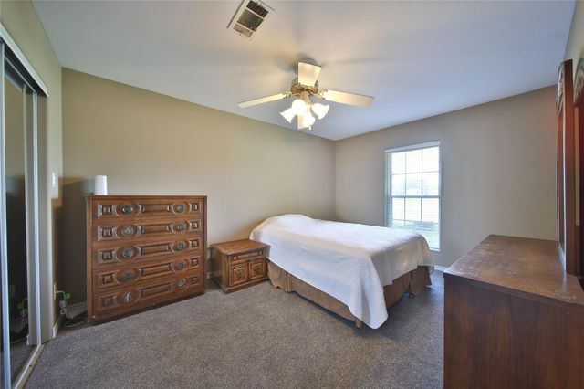 32242 Robin Lane, Waller, TX 77484