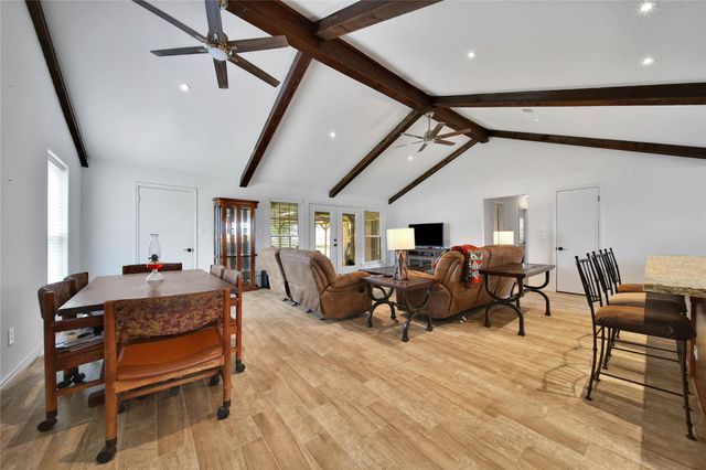 32242 Robin Lane, Waller, TX 77484