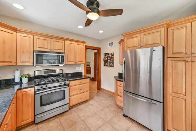 2454 Lefeber AVENUE, Wauwatosa, WI 53213