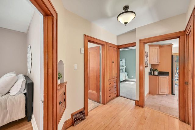 2454 Lefeber AVENUE, Wauwatosa, WI 53213