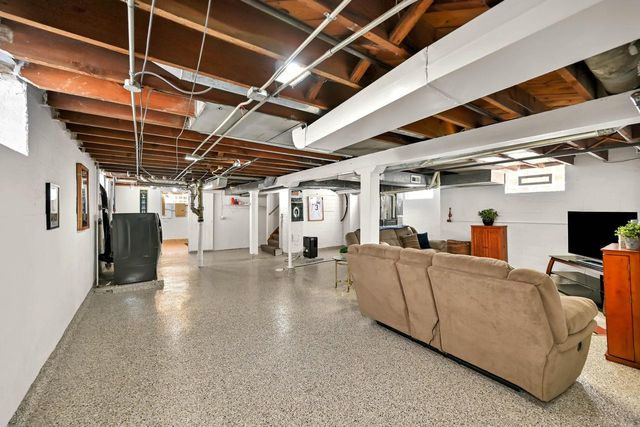 2454 Lefeber AVENUE, Wauwatosa, WI 53213