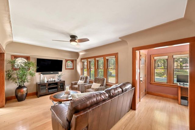 2454 Lefeber AVENUE, Wauwatosa, WI 53213