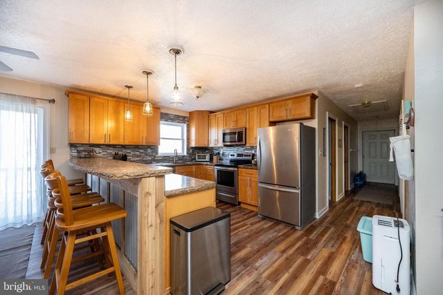 433 SAN FRANCISCO STREET, Oakland, MD 21550