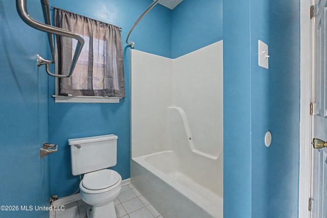 5960 Southridge Drive, Olive Branch, MS 38654