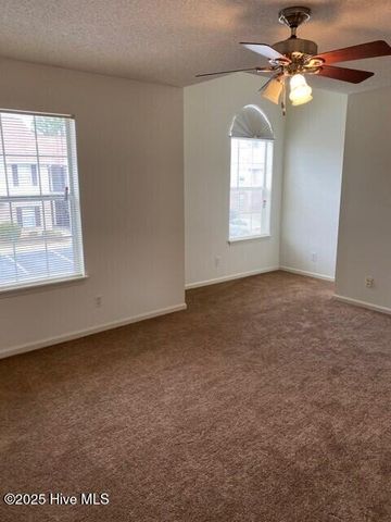2914 Mulberry Lane F, Greenville, NC 27858
