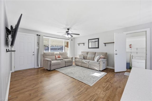 615 Gladstone AVE, Portsmouth, VA 23701