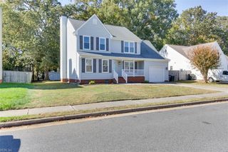 17 Woodsman RD, Hampton, VA 23666