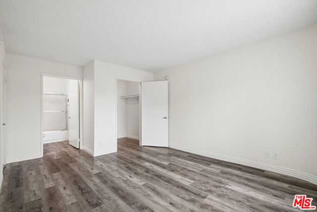 870 Crenshaw Boulevard 202, Los Angeles, CA 90005