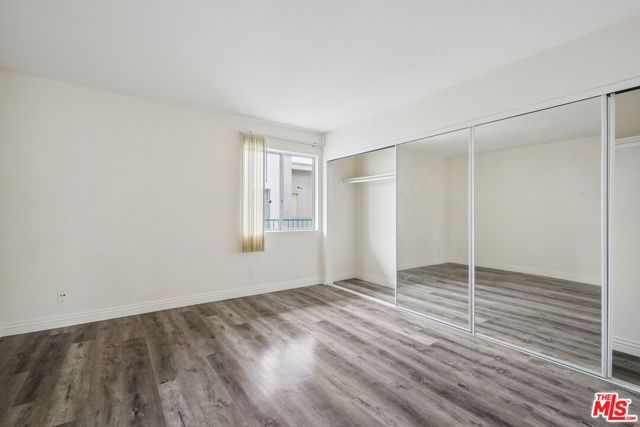 870 Crenshaw Boulevard 202, Los Angeles, CA 90005