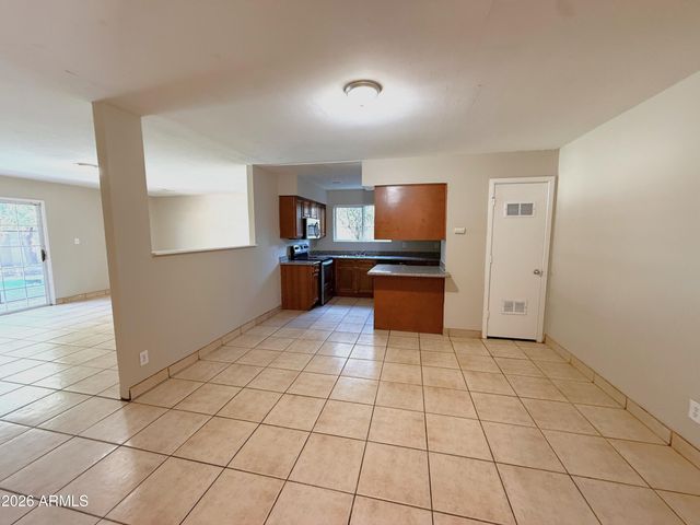 6116 W MONTEREY Way, Phoenix, AZ 85033