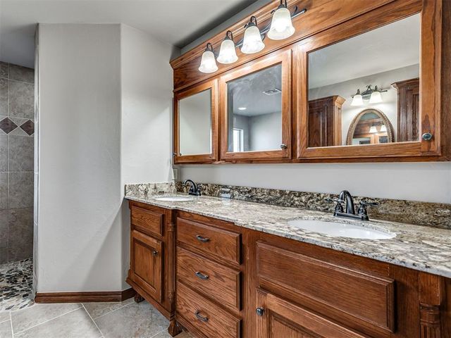 104 Stotts Road, Mcloud, OK 74851