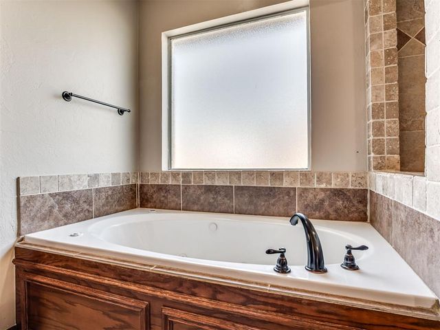 104 Stotts Road, Mcloud, OK 74851