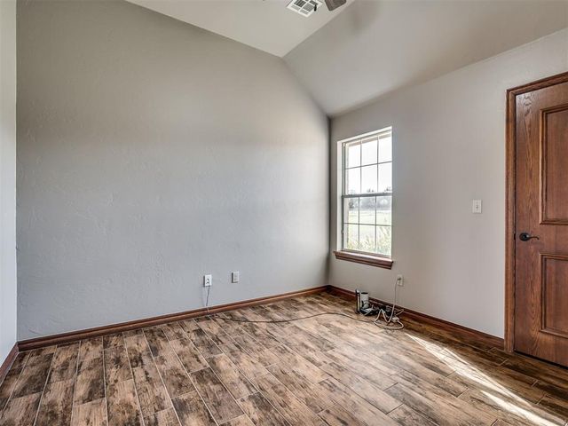 104 Stotts Road, Mcloud, OK 74851