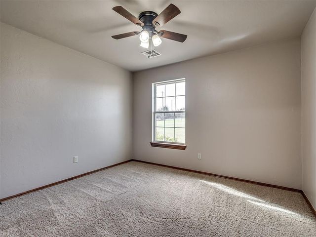 104 Stotts Road, Mcloud, OK 74851