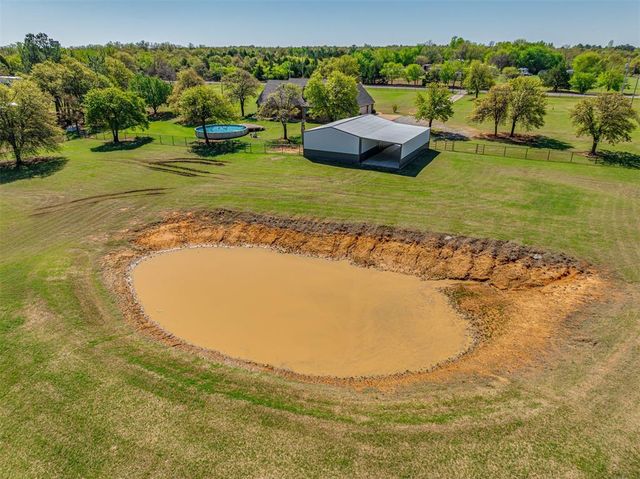 104 Stotts Road, Mcloud, OK 74851