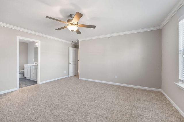 719 Reflections Ln, Pleasant View, TN 37146