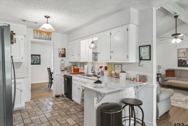 160 CR 2433, Mineola, TX 75773
