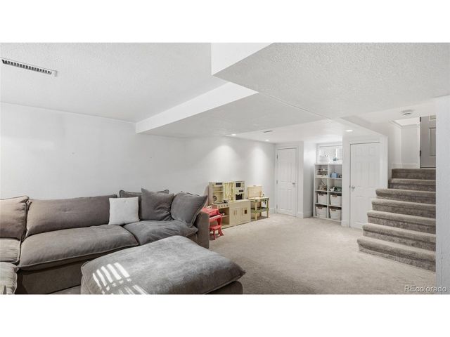 310 Taylor St, Sterling, CO 80751