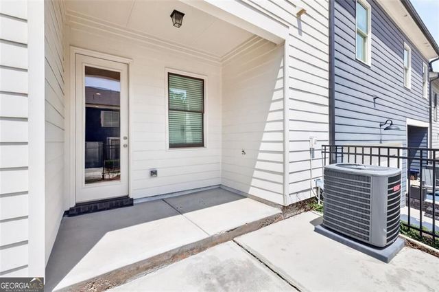 5619 Pine Street, Flowery Branch, GA 30542
