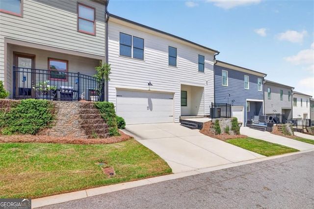 5619 Pine Street, Flowery Branch, GA 30542