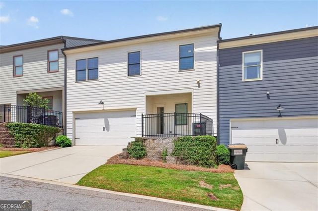 5619 Pine Street, Flowery Branch, GA 30542