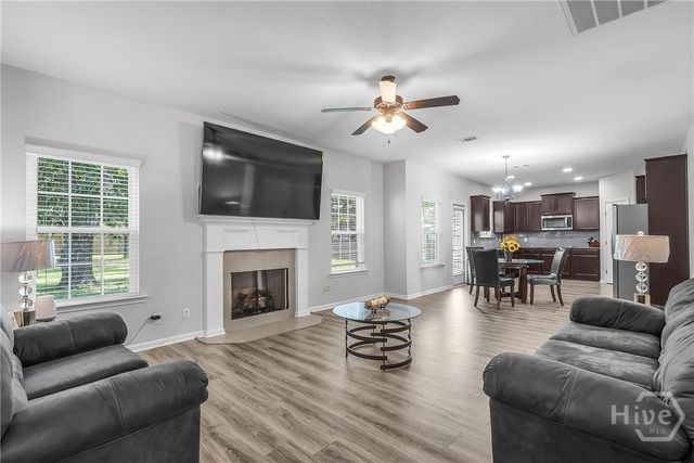 65 Flemington Oaks Drive, Hinesville, GA 31313