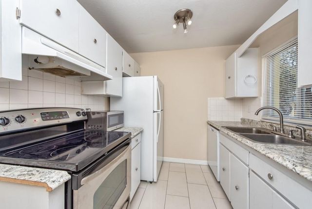 3206 W AZEELE STREET 215, Tampa, FL 33609