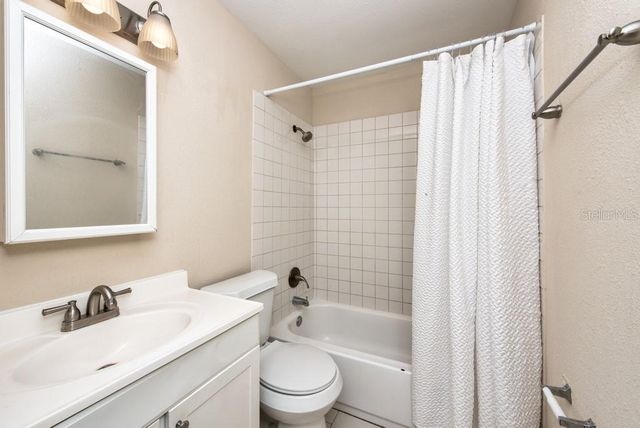 3206 W AZEELE STREET 215, Tampa, FL 33609