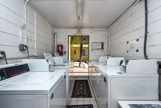 3206 W AZEELE STREET 215, Tampa, FL 33609