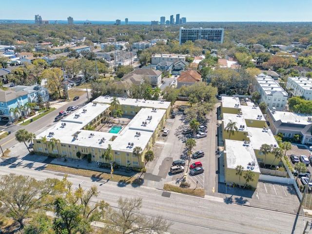 3206 W AZEELE STREET 215, Tampa, FL 33609
